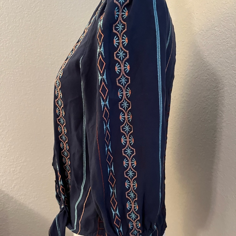 Button down blouse - Picture 5 of 8
